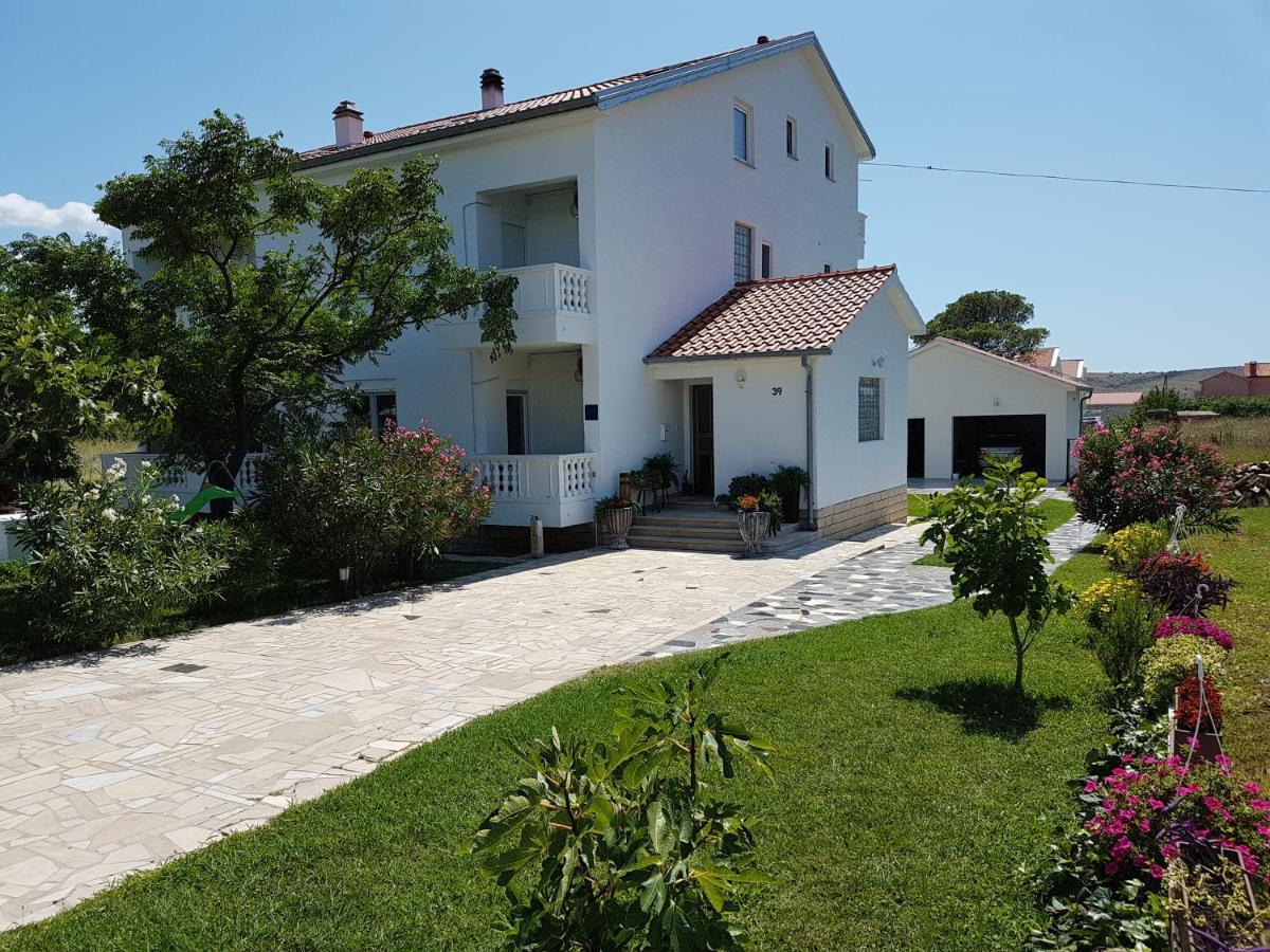 Apartments Smilja Ljubac  Ngoại thất bức ảnh