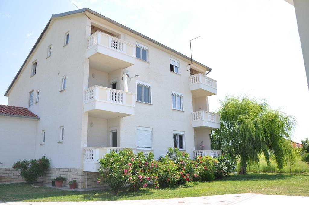 Apartments Smilja Ljubac  Ngoại thất bức ảnh